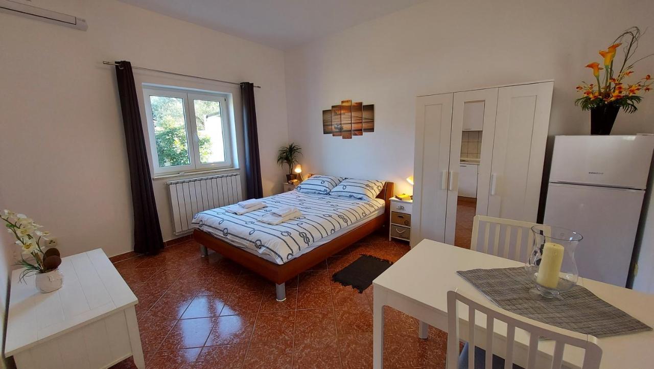 Apartament Soline Ada Pjescana Uvala Zewnętrze zdjęcie