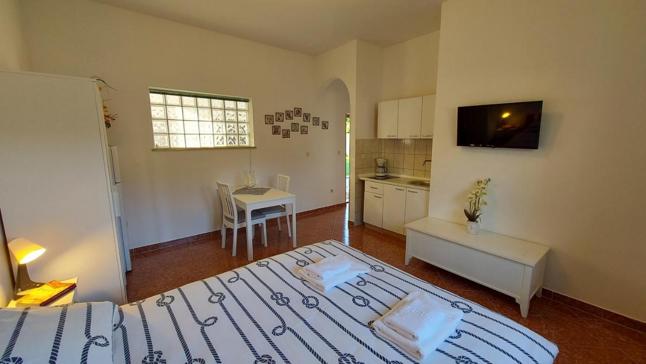 Apartament Soline Ada Pjescana Uvala Zewnętrze zdjęcie